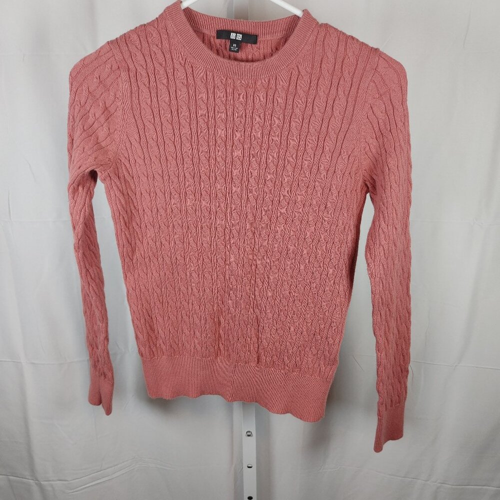 Uniqlo Sweater Size XS Womens Pink Blend Minimalist Cable Knit
